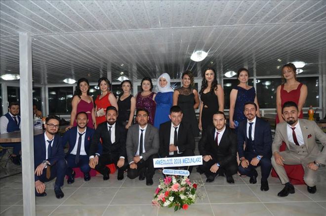 Aksaray Üniversitesinin İlk Arkeologları Mezuniyet Balosunda Buluştu.