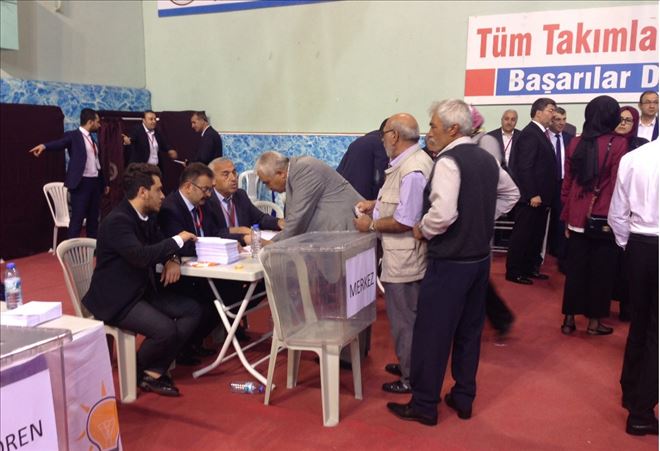 Ak Parti´de Milletvekili Aday Adayları için Temayül Yapılıyor