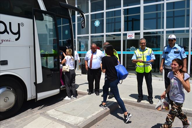 Aksaray Polisinden Yolculara Güzel Uyarılar 