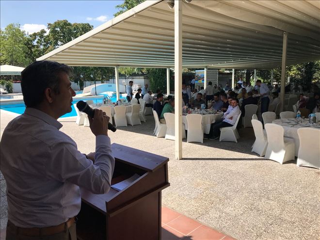 AK PARTİ TEŞKİLATI, İSTİŞARE TOPLANTISINDA BİR ARAYA GELDİ