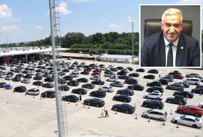Kapıkule sınır kapısında gurbetçilerimizin çilesine mutlaka son verilmelidir!