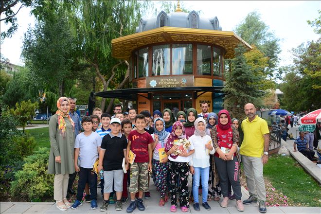 Öğrencilerden Bilgi Evine Yoğun İlgi