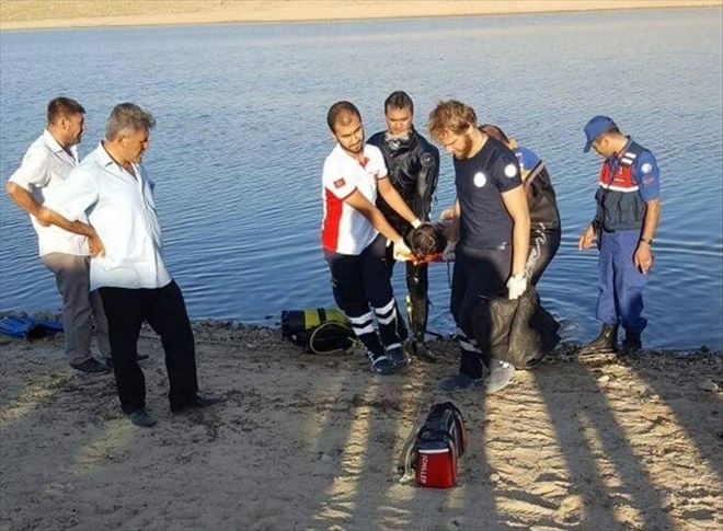 Serinlemek için Girdiği Gölette Hayatını Kaybetti