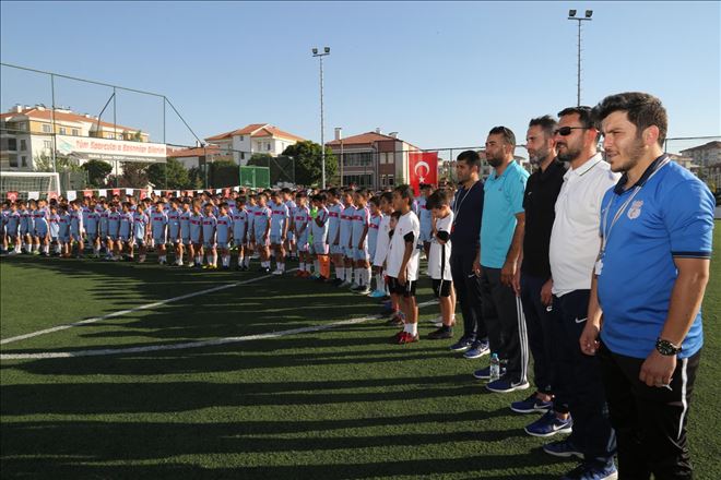 Öğrenciler Yaz Spor Okulunda Hem Öğreniyor Hem Eğleniyor