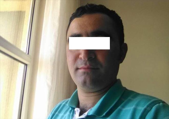 Babasını Acımadan Öldürdü