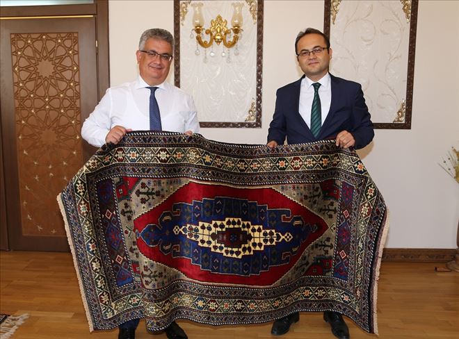 İdare Mahkemesi Başkanı Vali Aykut Pekmez´i Ziyaret Ederek Vedalaştı
