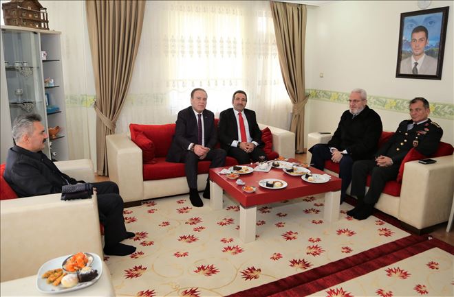 Şehit Aileleri, Gaziler ve ihtiyaç sahibi vatandaşlar evlerinde ziyaret edildi