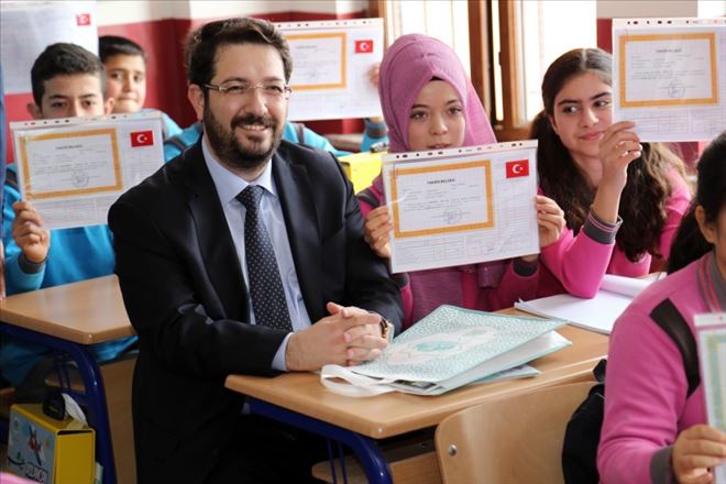 Yazgı;Tatilde Kitap Okuyun