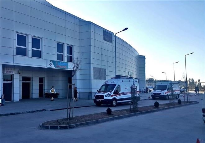Atletizm Sporcularını Taşıyan Minibüs Bir Başka Minibüs İle Çarpıştı;21 Kişi Yarlandı