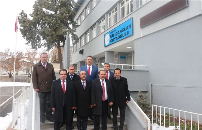 Hükümlüler Okulları Güzelleştirecek 