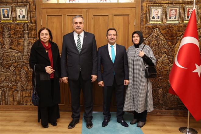 Balıkesir Milletvekili İle Kanal 68 Yönetim Kurul Başkanı Vali Ali Mantı´yı Ziyaret Etti.