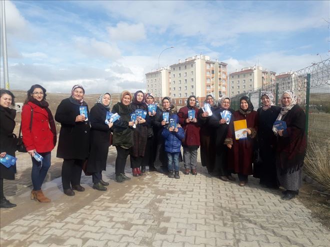 Ak Parti Kadın Kolları ?İlk Günkü Aşkla? Çalışıyor