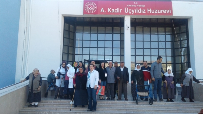 Sağılık İl Müdürlüğü  Personellerinden Huzurevi’ne Ziyaret