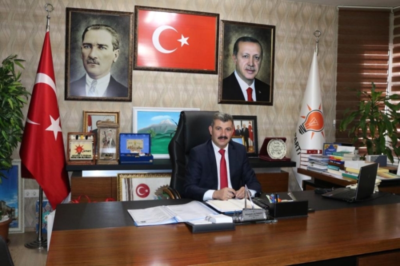 Ak Parti İl Başkanı Altınsoy, “Kızılay, Yardımlaşmanın, Tarafsızlığın Ve Barışın Simgesidir”