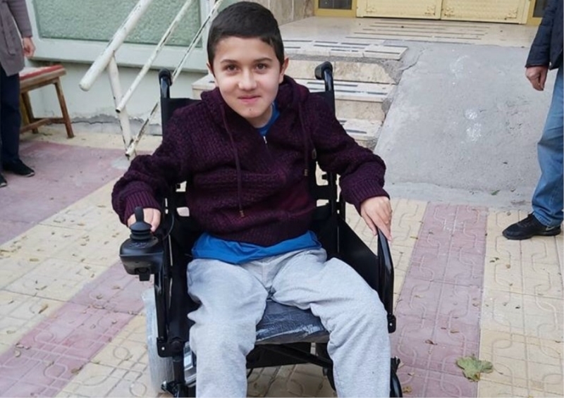 Küçük Cihanı Sevindirenlerden Allah Razı Olsun 