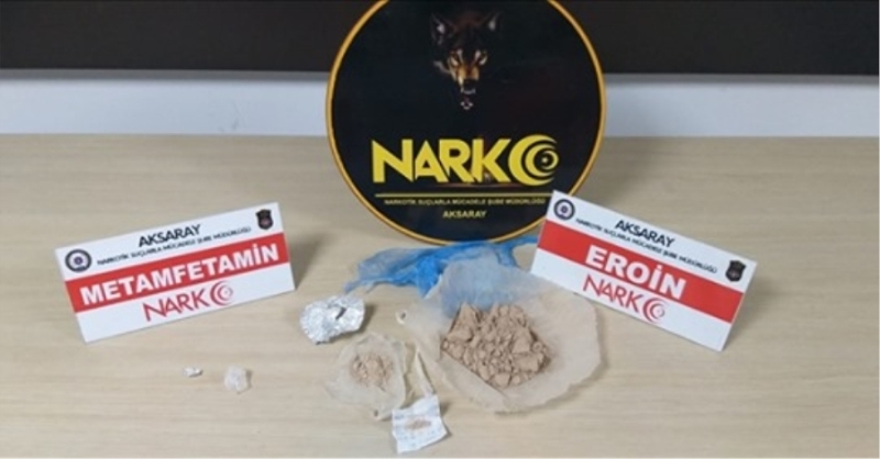 Sokak Satıcılarına Suç Üstü 4 Kişi Tutuklandı 