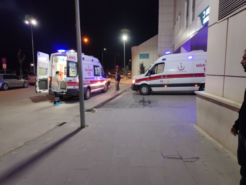 Kimyasal madde zehirlenmesi sonucu bir aile hastaneye kaldırıldı