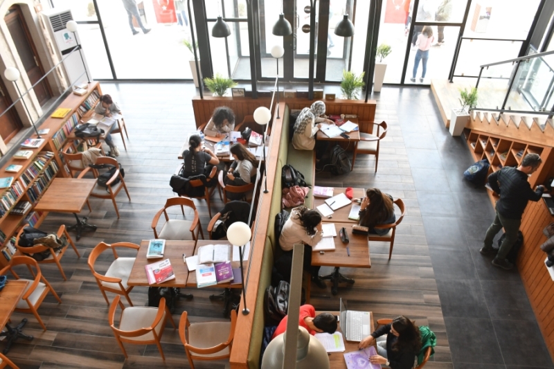 Kitap Konağına Hayırsever Nuri Yazıcı’nın İsmi Verildi 