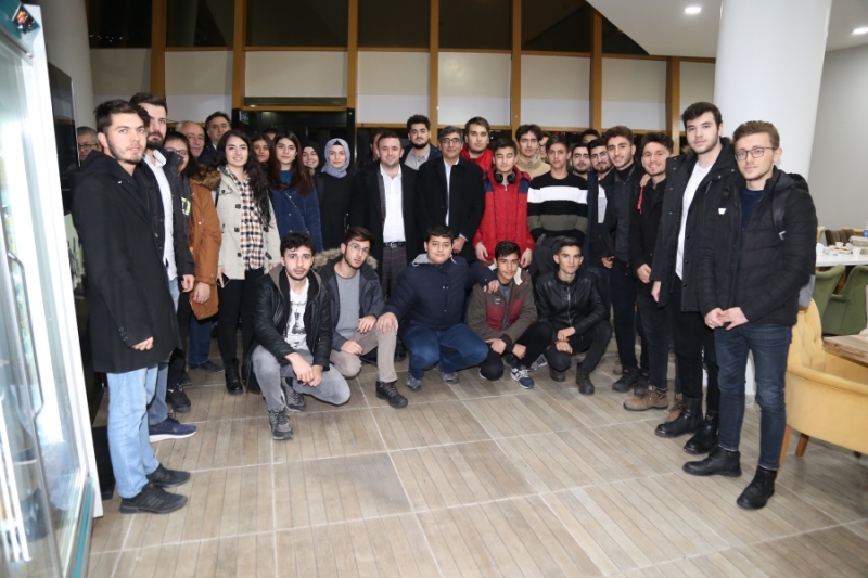 Aksaray Belediyesi Gençlerin Fikirlerini Değerlendirdi