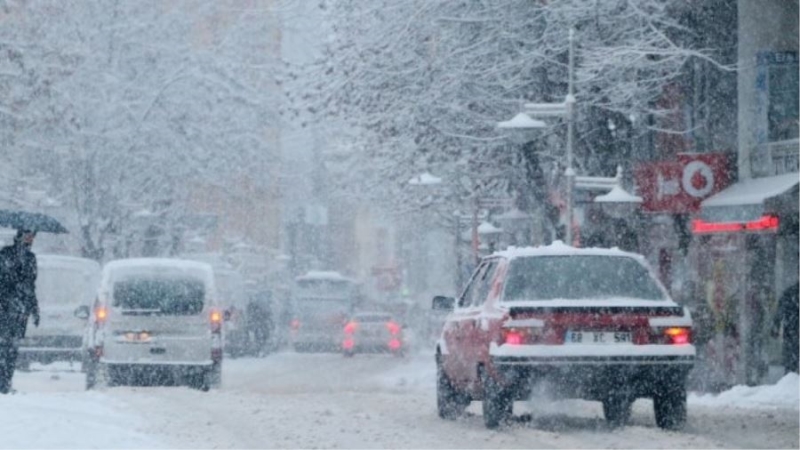 Meteoroloji Aksaray İçin Kar Yağışı ve Buzlanma Uyarısında Bulundu  