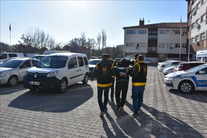 Kablo Hırsızları Kıskıvrak Yakalandı