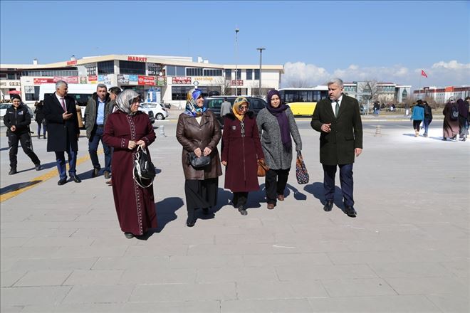 Öğrenci Anneleri Kampüsü Gezdi 