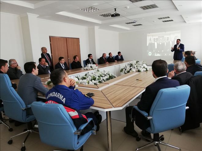 ÖZKAN, TOPLUM YARARINA PROJELERİ ANLATTI