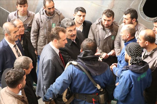 Organize Sanayi Bölgesinde İşveren ve İşçiler Geleceklerinin Ne Olacağını Düşünüyor