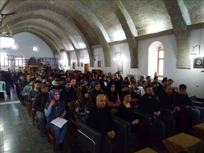 Turizm Sektörü Temsilcileri Öğrencilerle Buluştu 