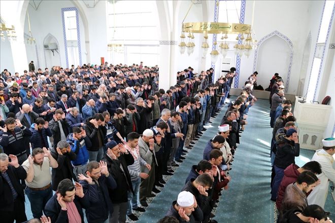 ASÜ´de, Gıyabi Cenaze Namazı Kılındı 