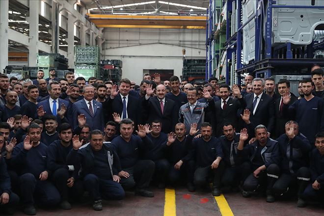 Bakan Varank, ?Bakanlık Olarak Evren Dinçer´in Yanındayız?