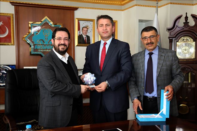   İL KÜLTÜR VE TURİZM MÜDÜRÜ MUSTAFA DOĞAN´DAN BAŞKAN YAZGI´YA  TEŞEKKÜR PLAKETİ