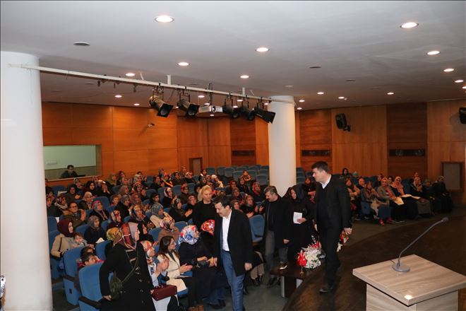 AK PARTİ KADIN KOLLARI, FİNANSAL OKURYAZARLIK SEFERBERLİĞİNİ BAŞLATTI