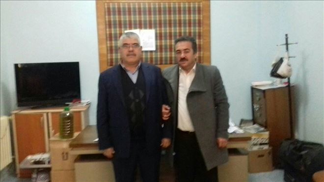 MUHTARLAR BAĞIMSIZ ADAY YAŞAR ARI BAĞRINA BASTI