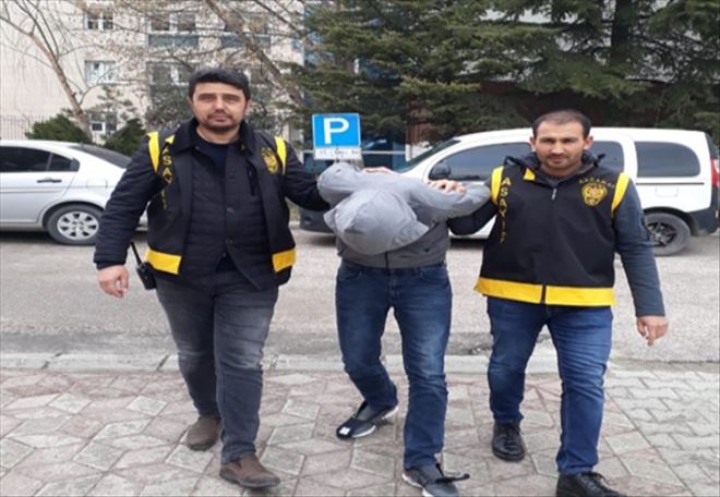 İki Ayrı İş Yerinden Hırsızlık Yapan Kişi Yakalandı