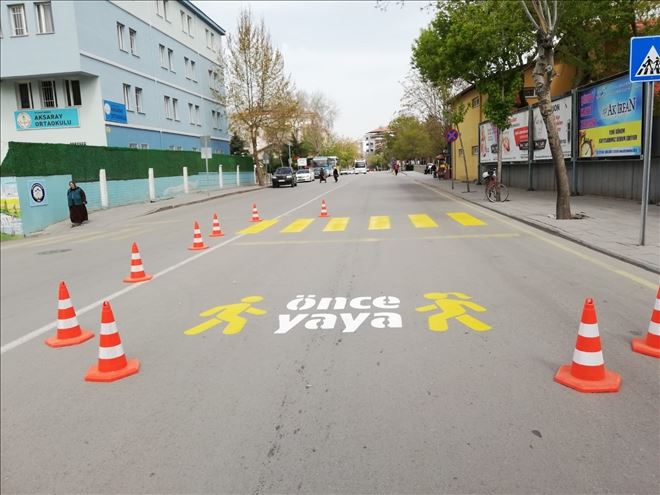 Yaya Geçitlerine görseller çiziliyor