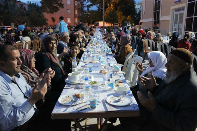 Bal; Sadece İftar Sofraları Değil,Gönül Köprüleri Kuruyoruz 