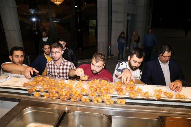 Üniversiteli Sevgi Önder Anısına Lokma Dağıtıldı