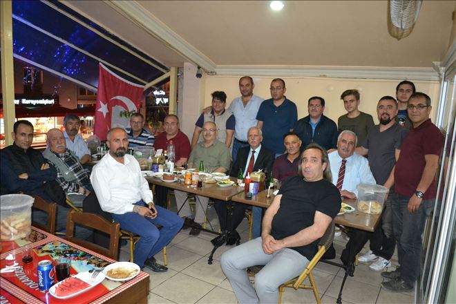 Bir iftar da Gazetecilerden
