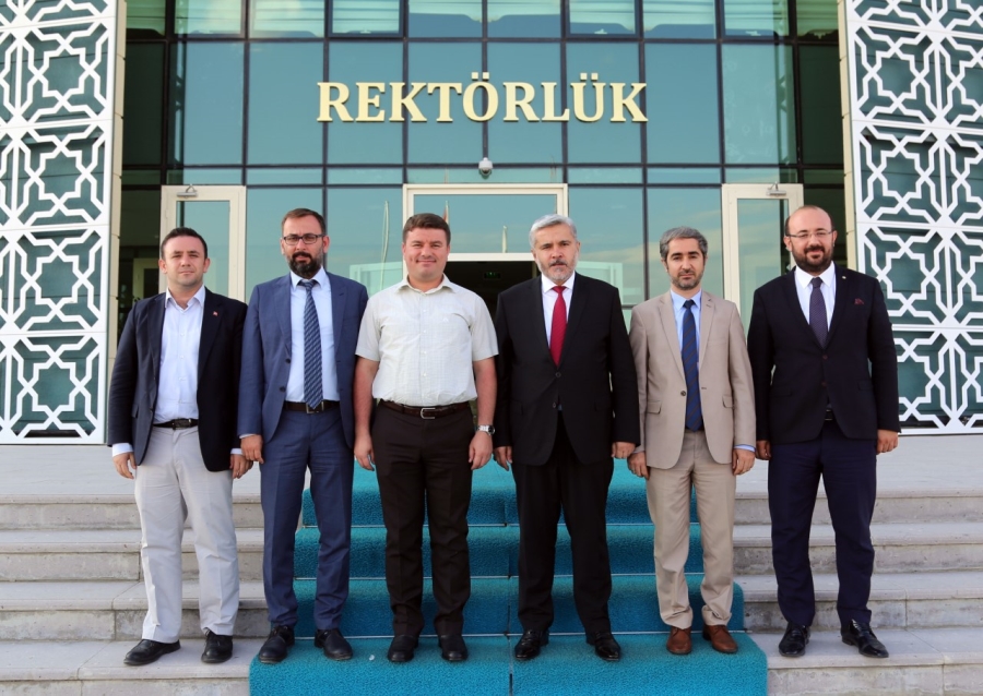 Başkan Dinçer, Rektör Şahin’i Ziyaret Etti