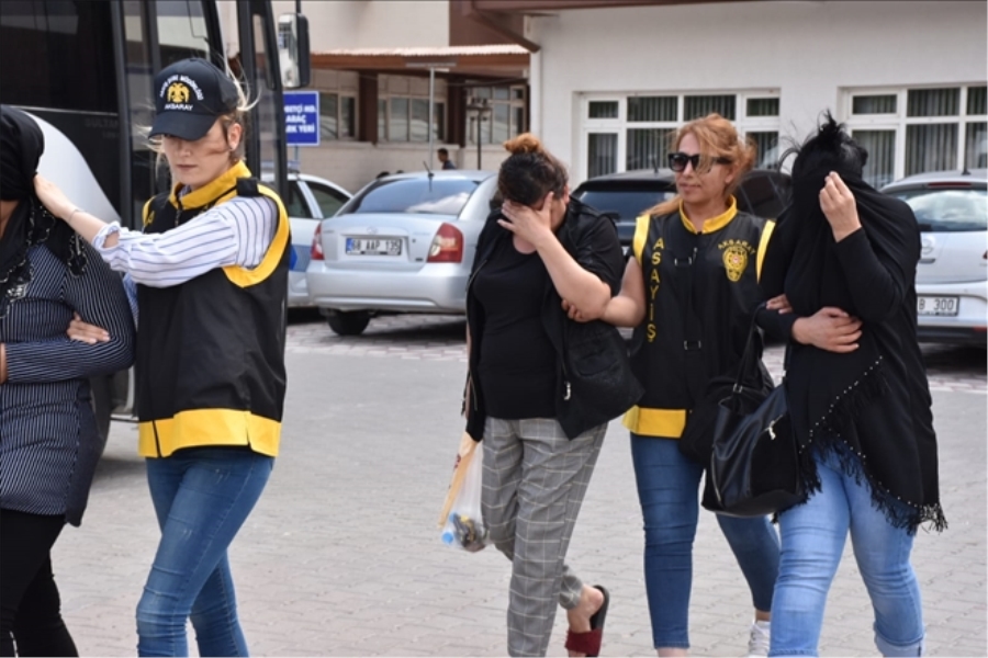 Fuhuş operasyonunda göz altına alınan 2 şahıs tutuklandı