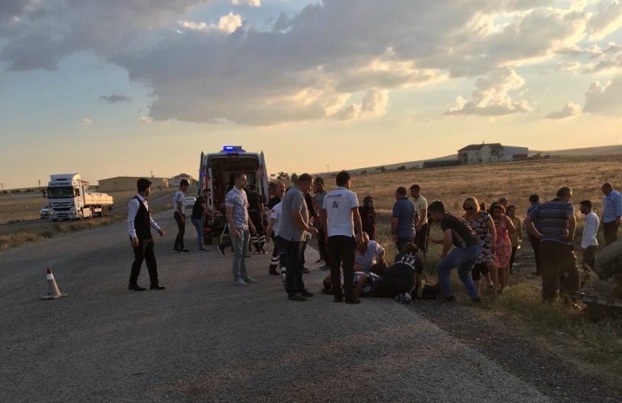 Aksaray Nevşehir Kara Yolunda Kaza;2 Kişi Yaralandı