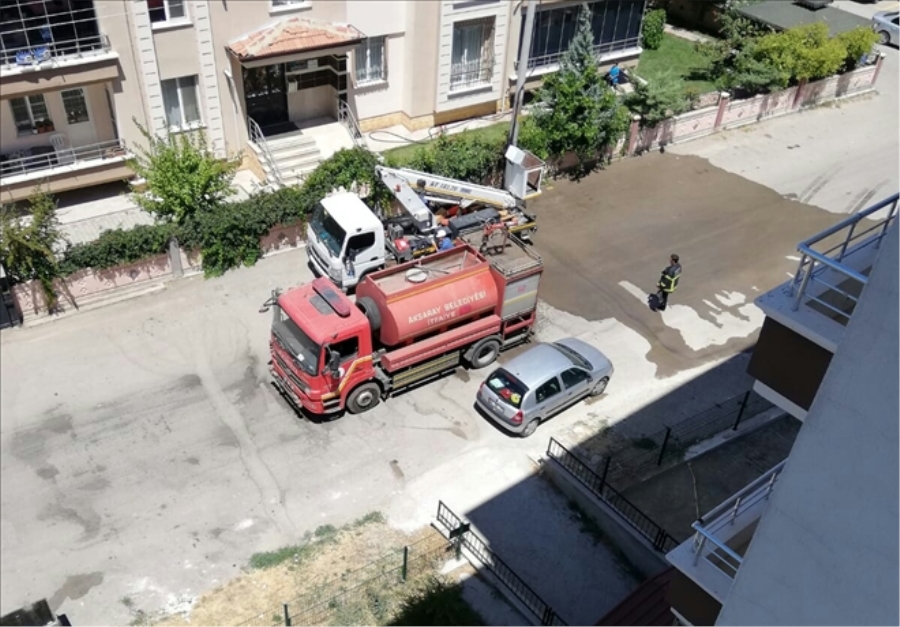 Mahalliyi Korkutan Elektrik Kablo Yangını Söndürüldü