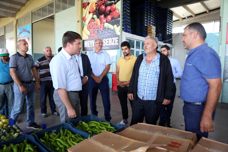 Seçildikten Sonra Hal Esnafını Ziyarete Giden İlk Başkan