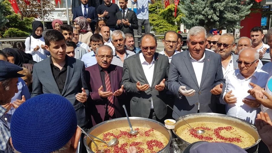 Aşure Etkinliğine Aksaray Ülkü Ocakları