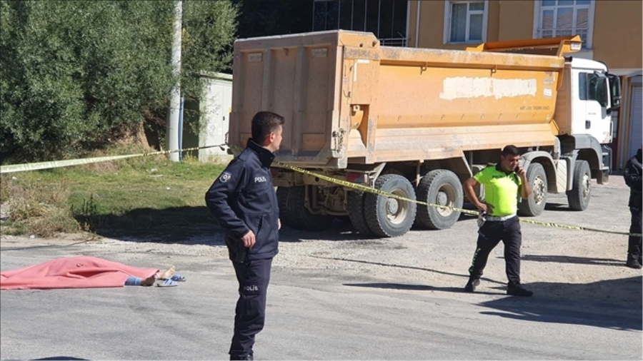 Aksaray da kamyon altında kalan 1 kişi öldü