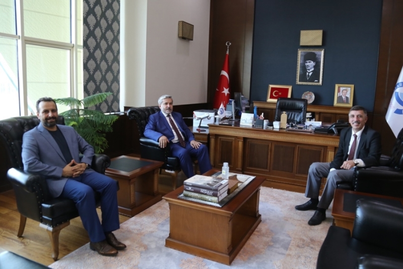 Bakanlık Müşaviri Ural’dan, Rektör Şahin’e Tebrik Ziyareti 
