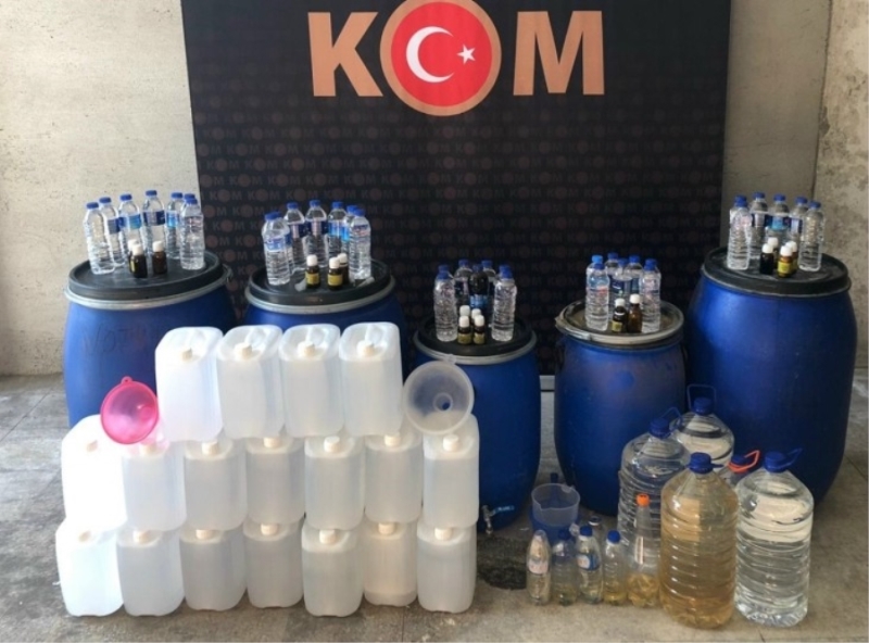 Kaçak ve Sahte Alkol Üreten Şahıslara Operasyon Yapıldı.