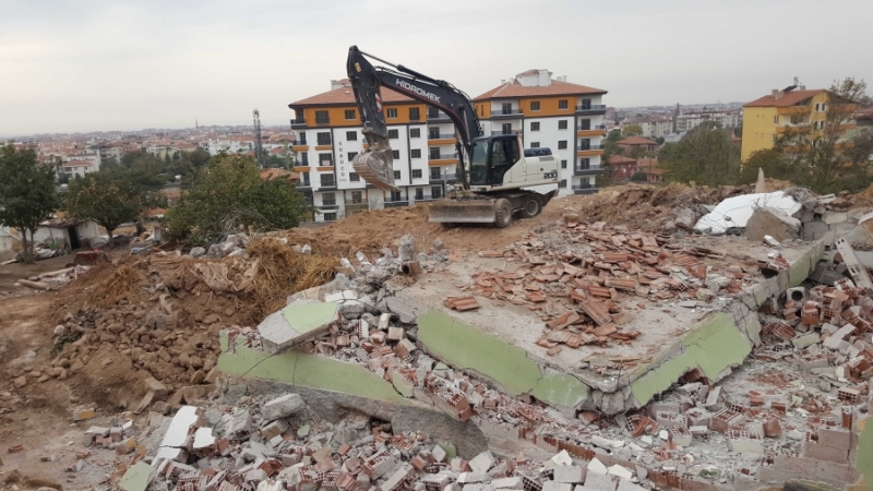 2019 YILINDA 184 METRUK BİNA YIKILD