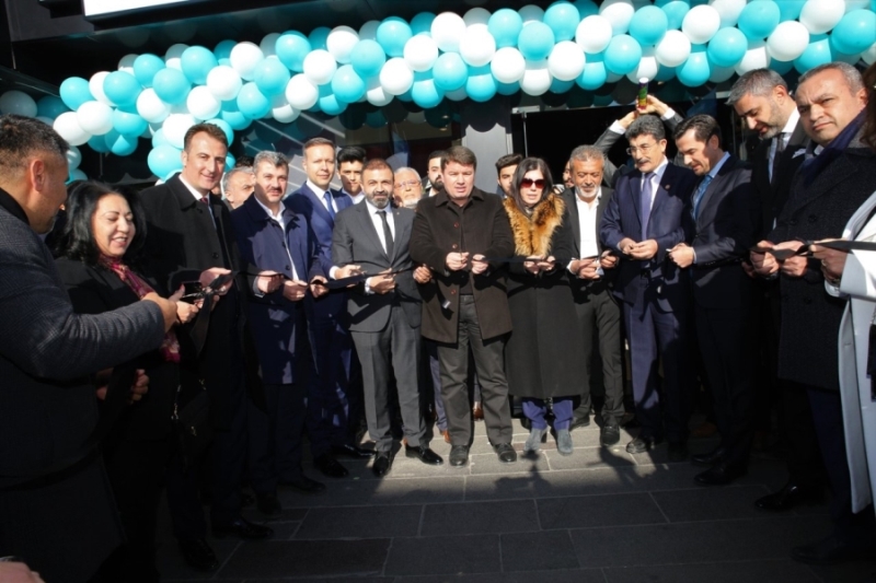 Siemens Yeni Yüzüyle Hizmet Vermeye Başladı